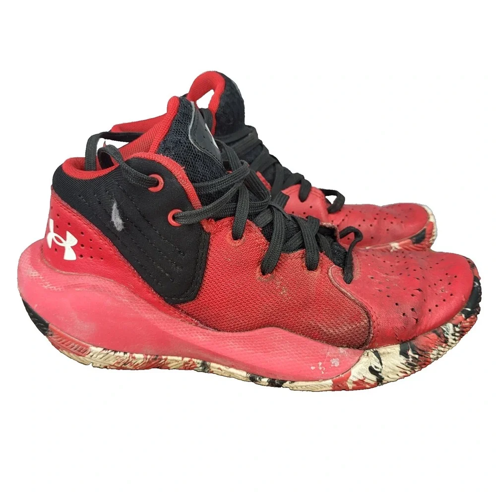 Under Armour Basketball Shoes Boys 4Y Red Perforated Sneakers 3024794-600